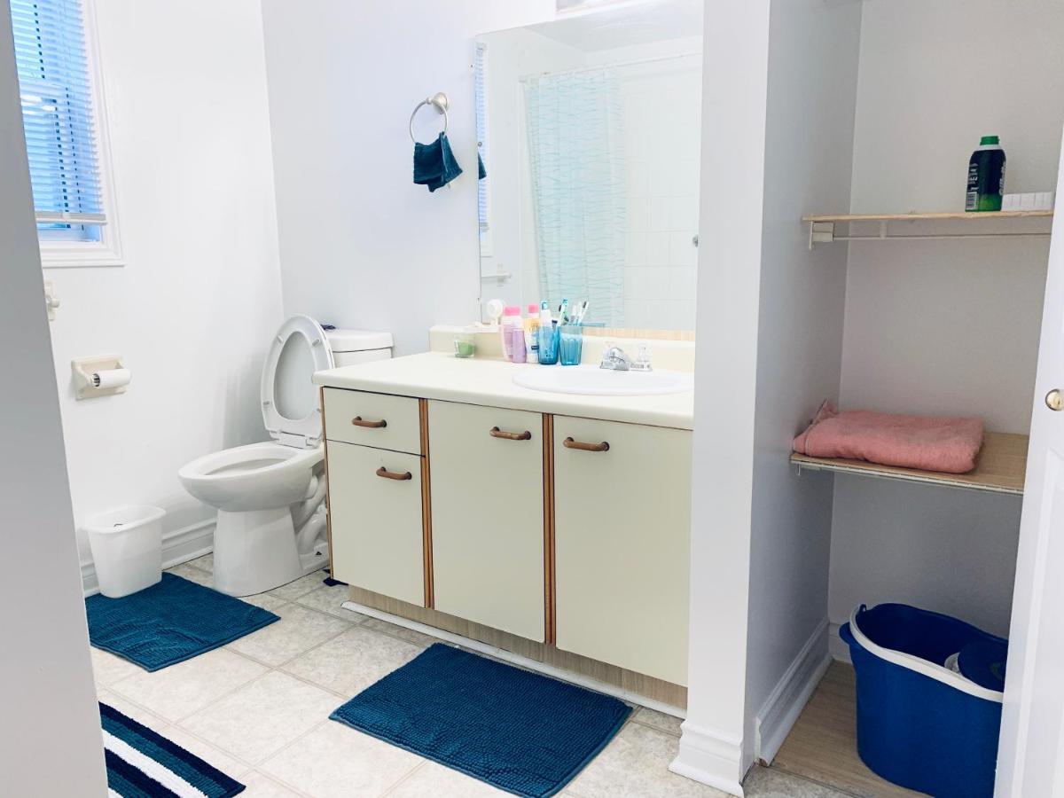 Private Fully Furnished Room In Halifax Shared Washroom Exteriér fotografie